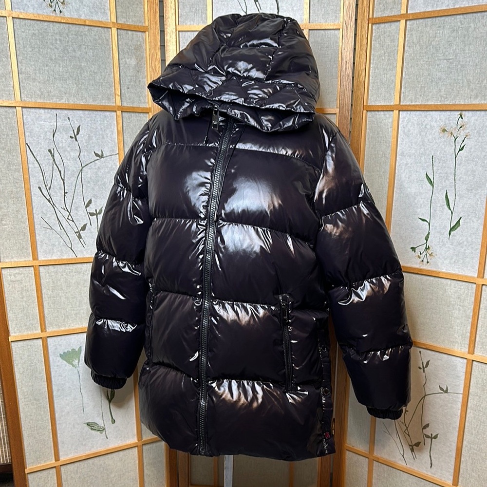 Woman Micheal Kors hooded  puffer jacket size large. Down/fathers fill no tags - Picture 4 of 10